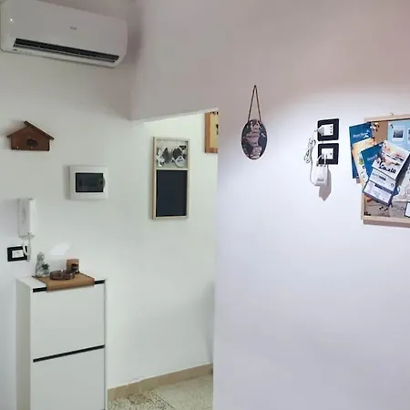 Apartament House Vasto